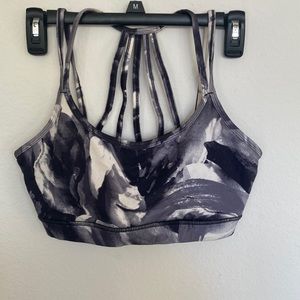GAIAM sports bra